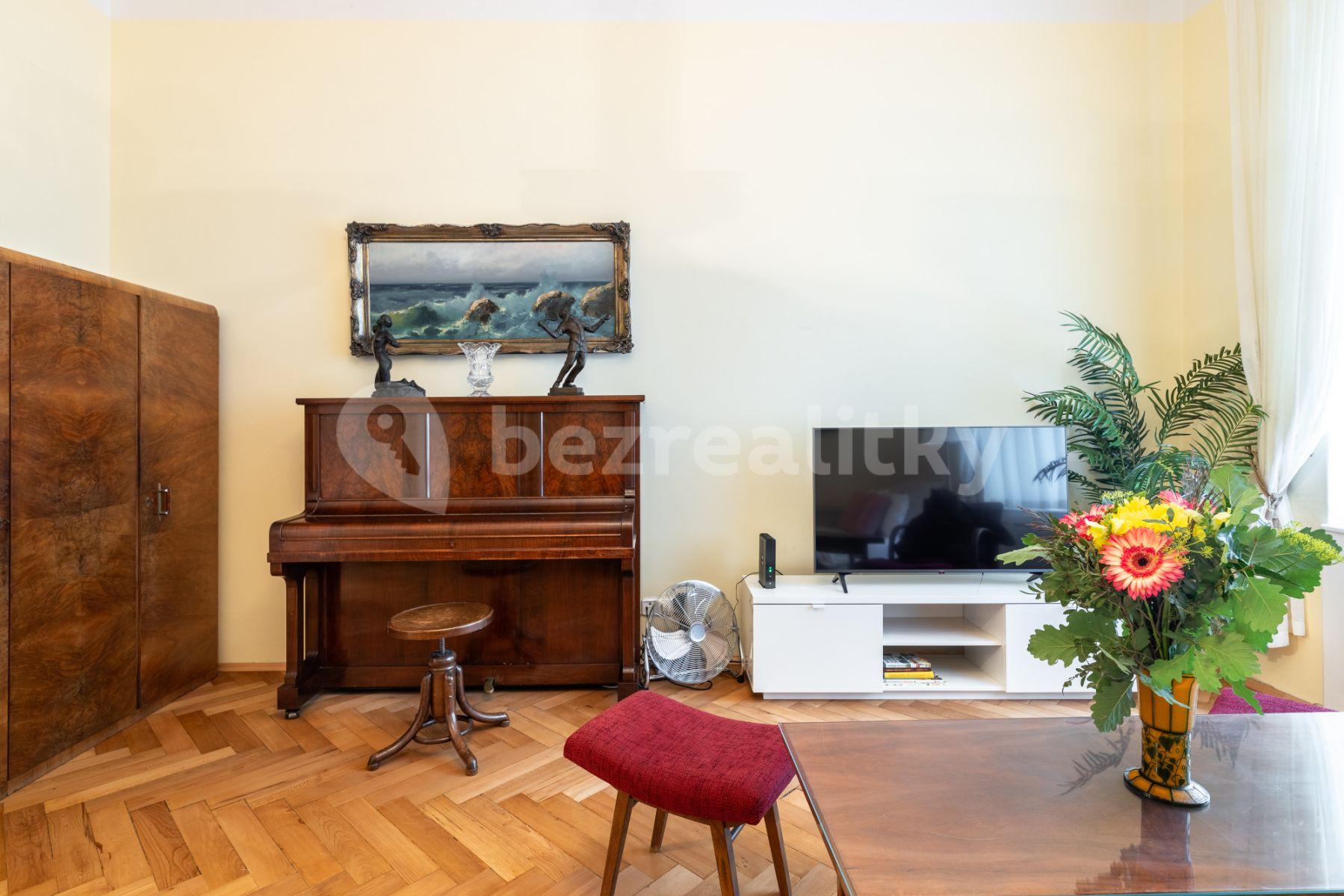 2 bedroom flat to rent, 58 m², Lužická, Prague, Prague