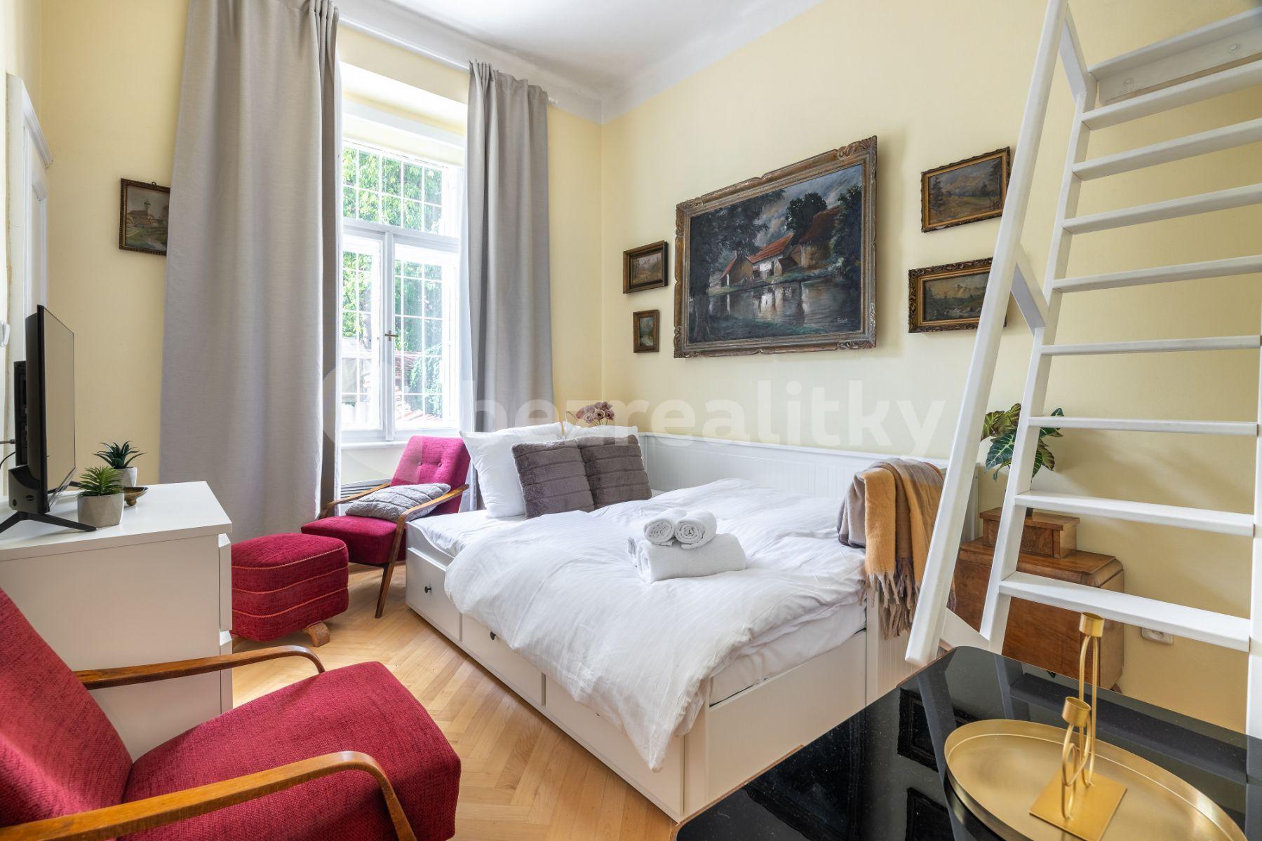 2 bedroom flat to rent, 58 m², Lužická, Prague, Prague