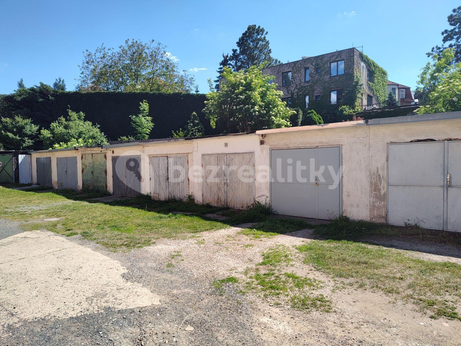 garage to rent, 16 m², Prague, Prague