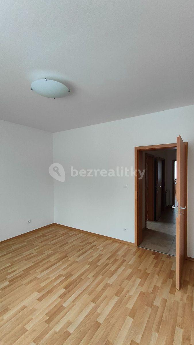 3 bedroom with open-plan kitchen flat for sale, 95 m², V Zahradách, Beroun, Středočeský Region