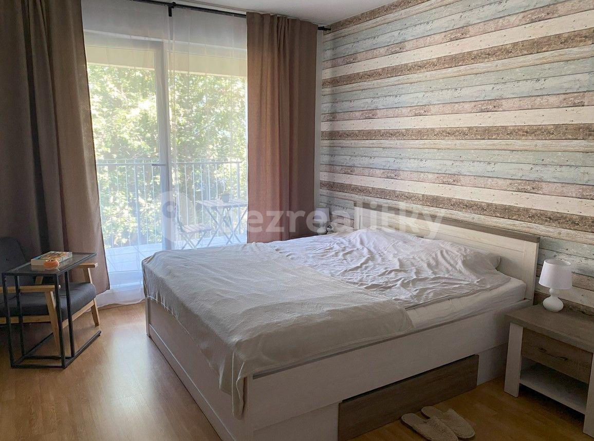 1 bedroom with open-plan kitchen flat to rent, 50 m², Chlebovická, Prague, Prague