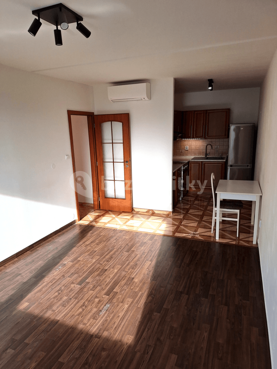 1 bedroom with open-plan kitchen flat for sale, 46 m², Nová, Mníšek pod Brdy, Středočeský Region