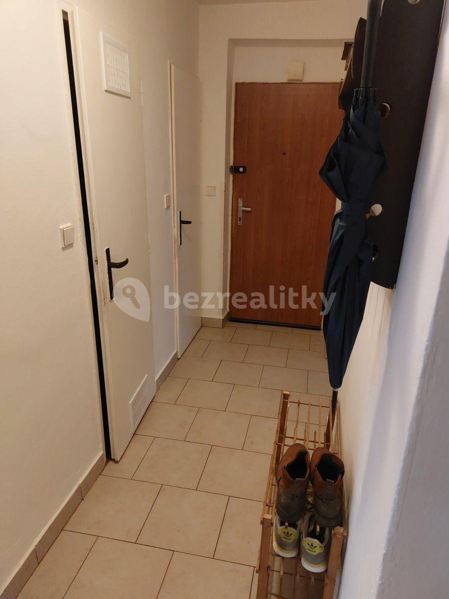 2 bedroom flat to rent, 65 m², Staré Hradiště, Pardubický Region