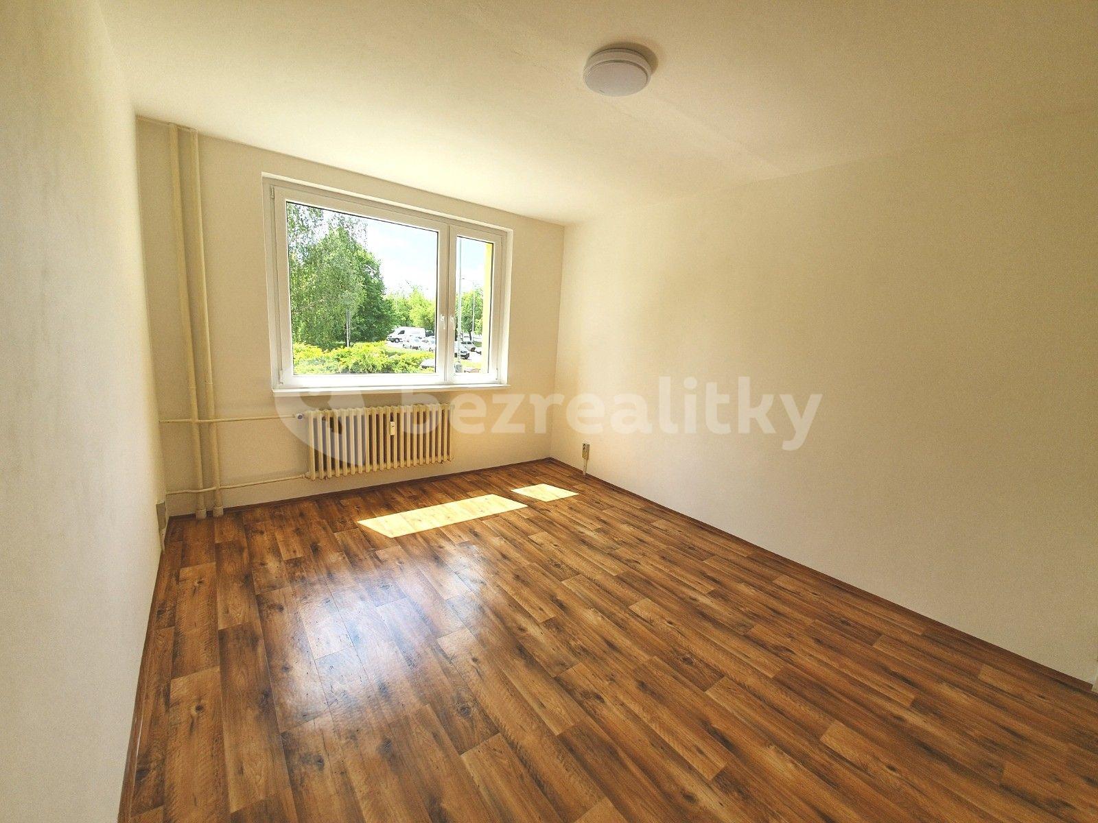 3 bedroom flat for sale, 77 m², Dobratická, Prague, Prague