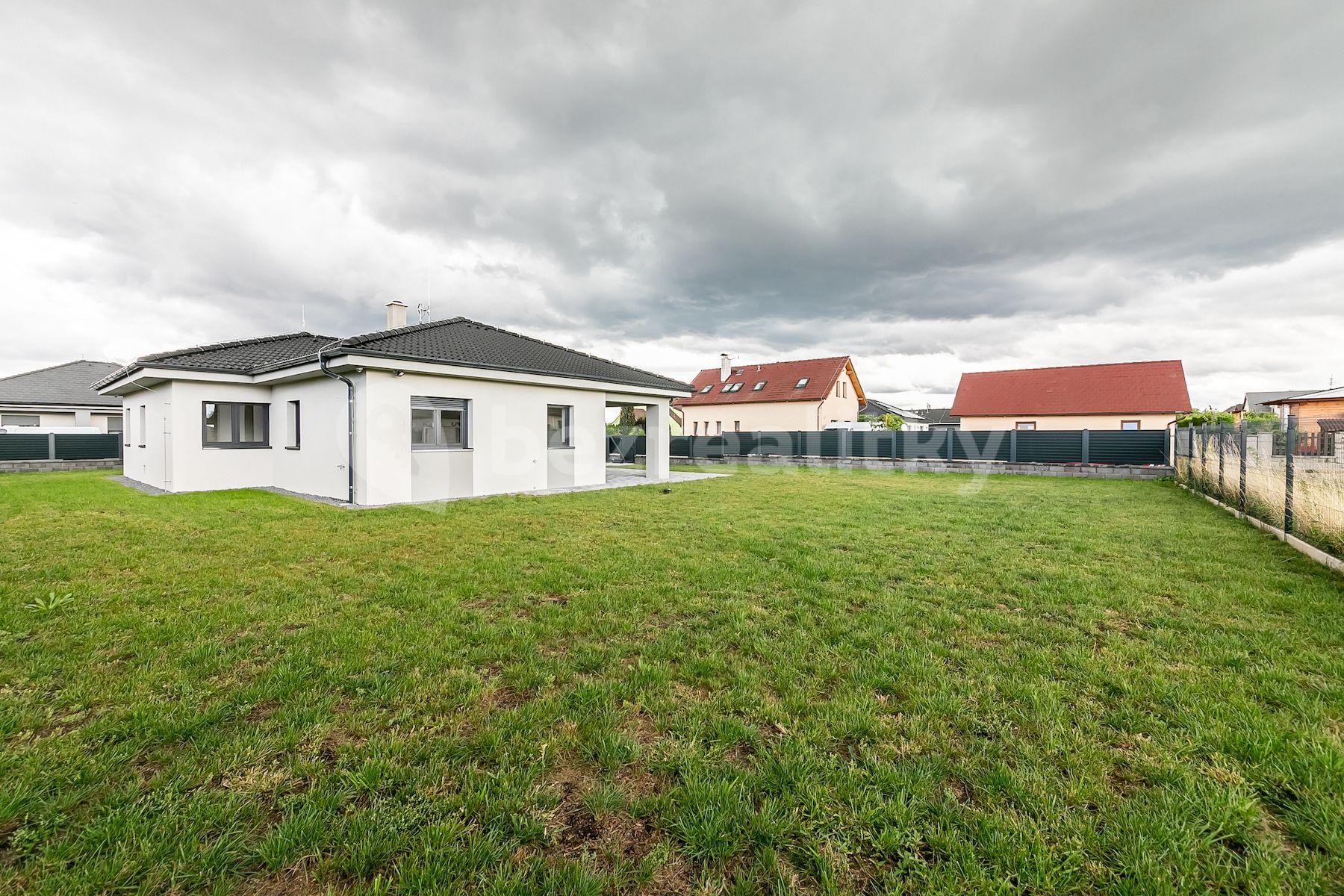 house for sale, 136 m², Zelná, Sibřina, Středočeský Region