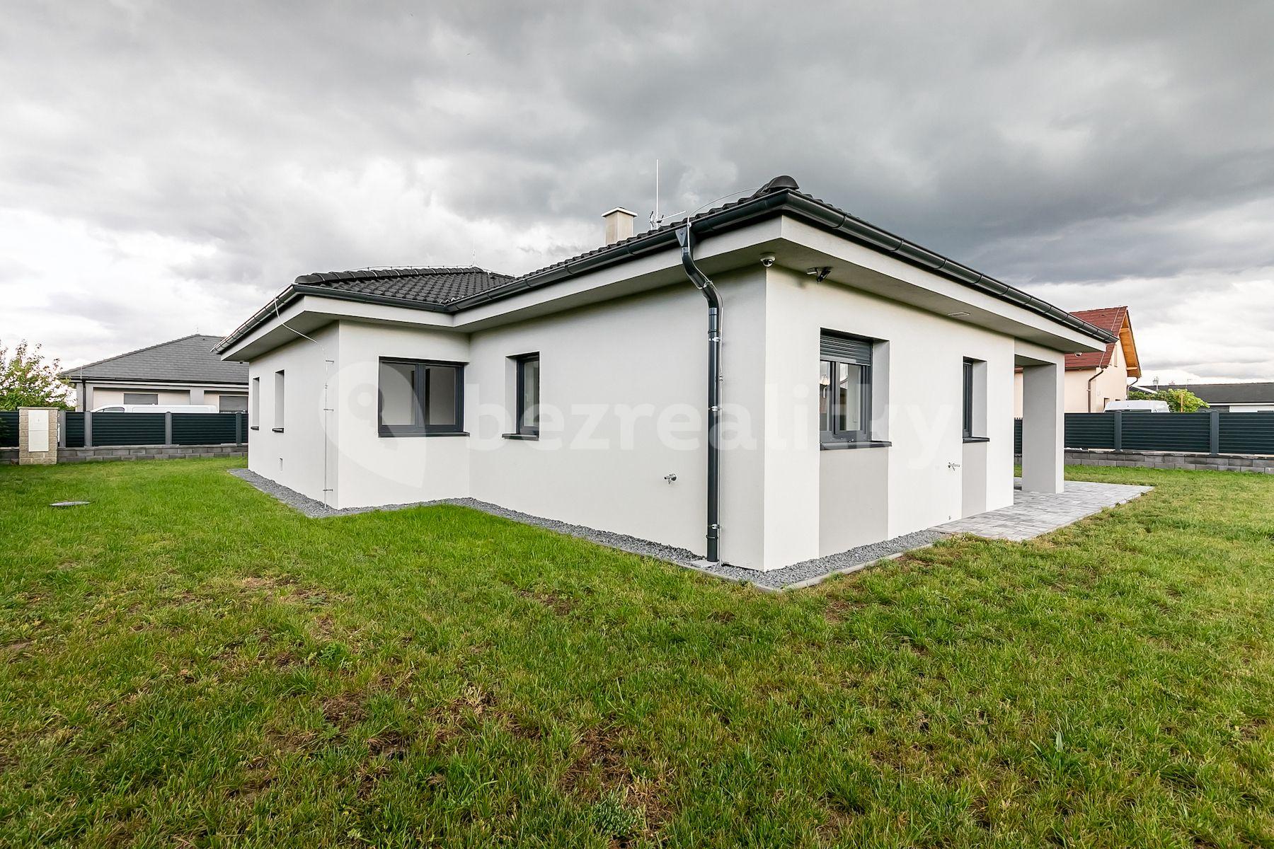 house for sale, 136 m², Zelná, Sibřina, Středočeský Region