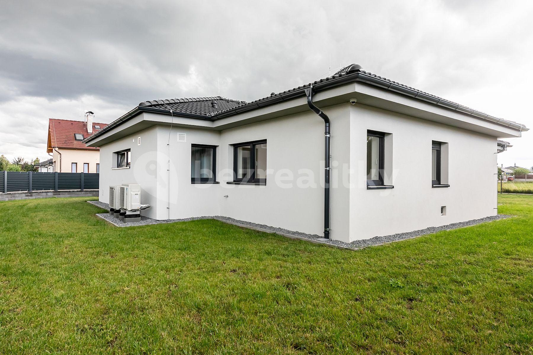 house for sale, 136 m², Zelná, Sibřina, Středočeský Region