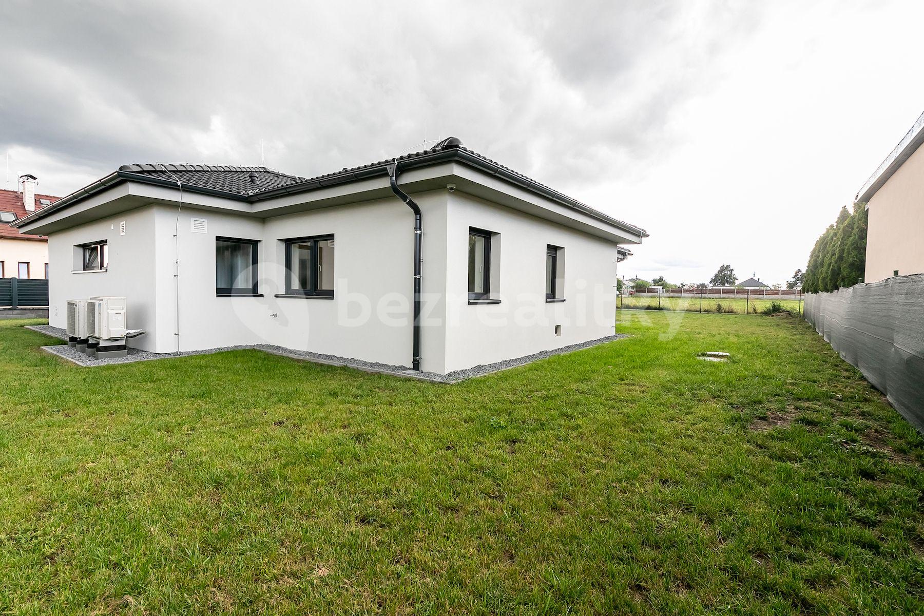 house for sale, 136 m², Zelná, Sibřina, Středočeský Region