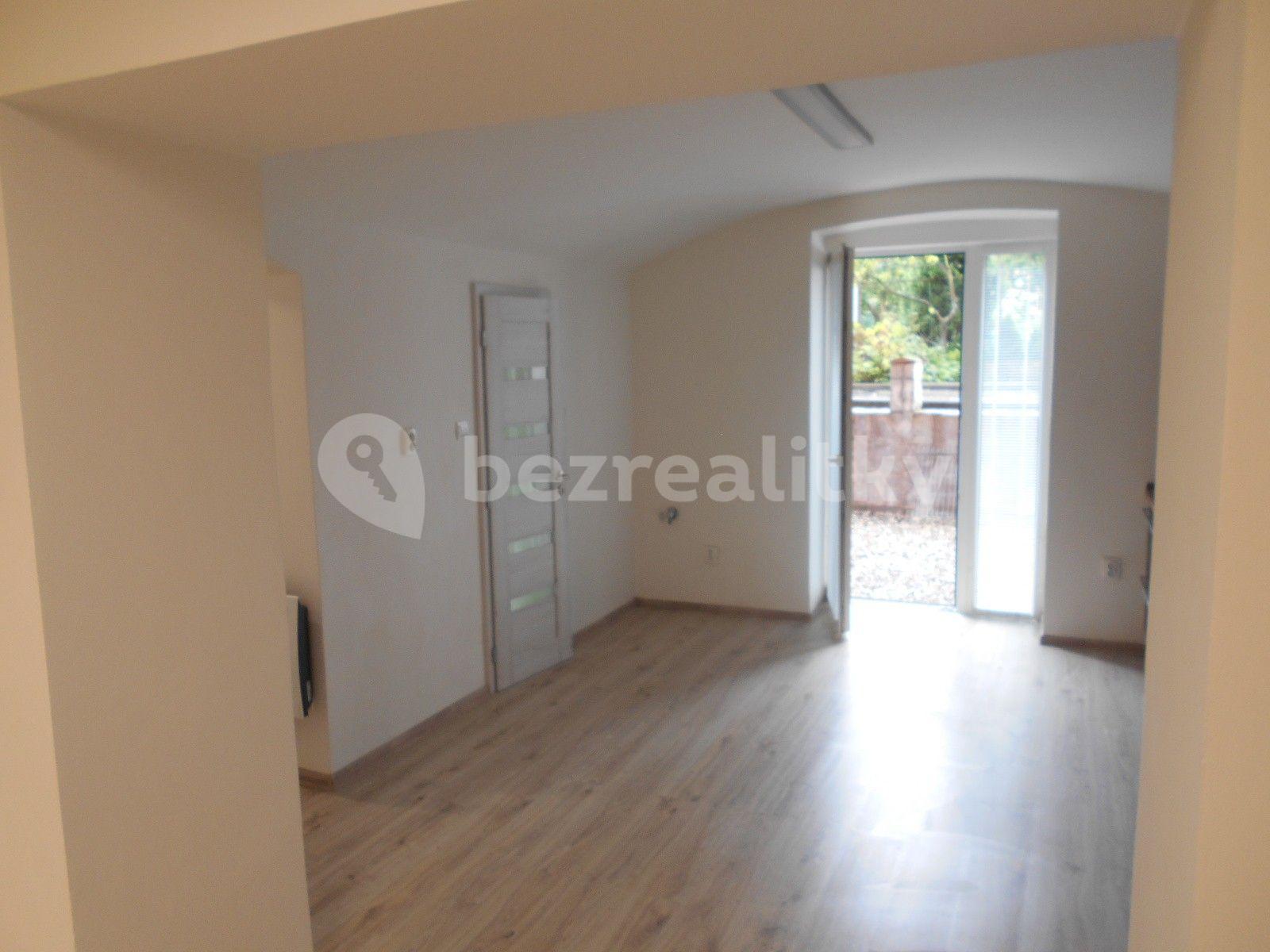 1 bedroom with open-plan kitchen flat to rent, 57 m², Louny, Ústecký Region