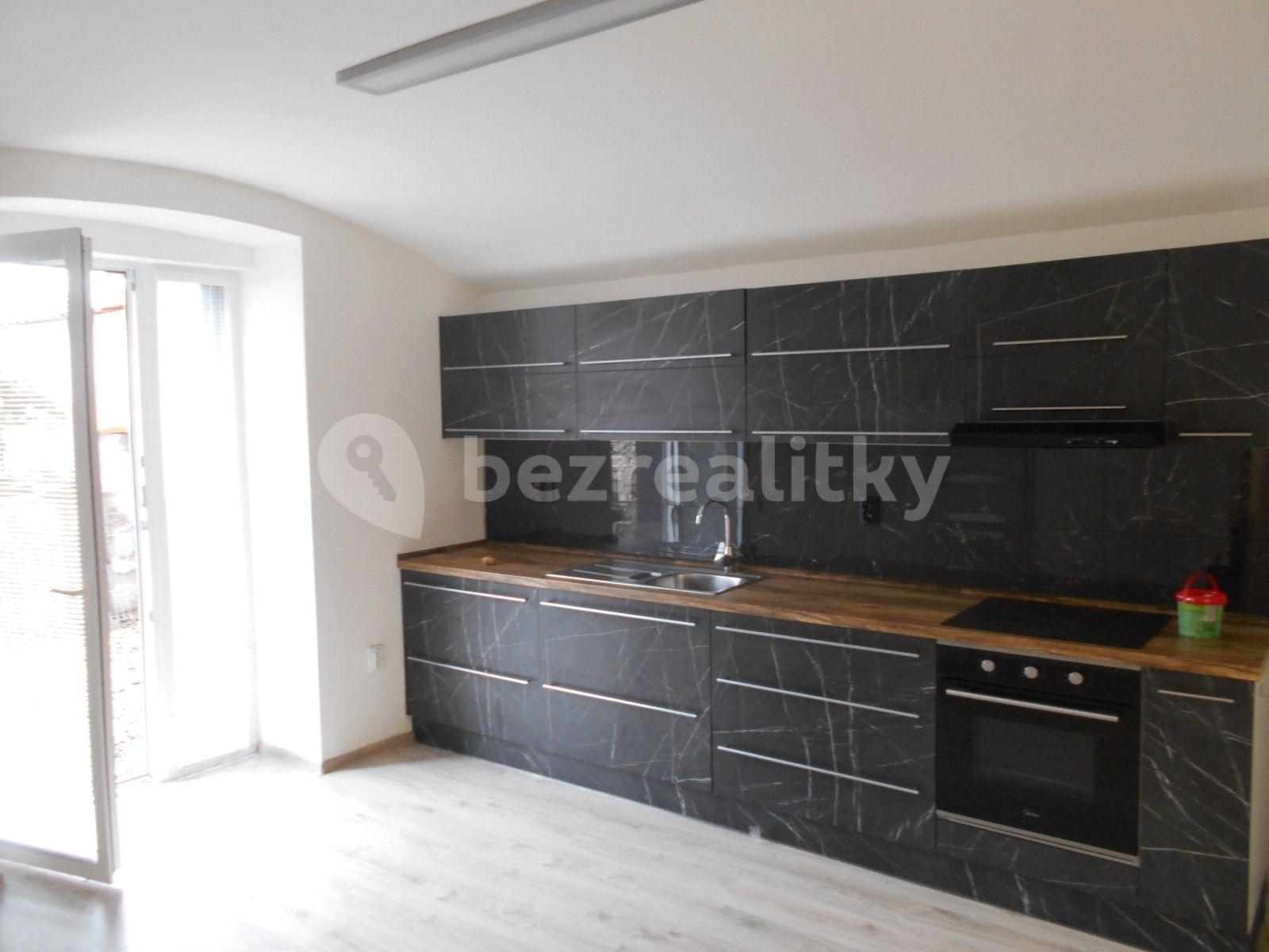 1 bedroom with open-plan kitchen flat to rent, 57 m², Louny, Ústecký Region