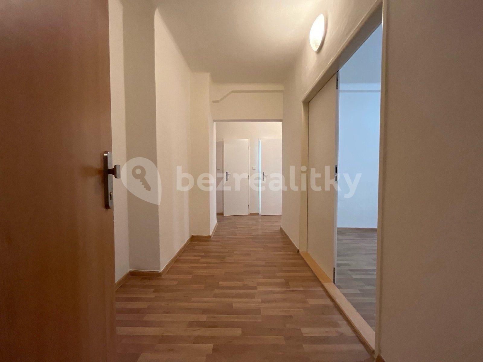 2 bedroom flat to rent, 54 m², Národní třída, Havířov, Moravskoslezský Region