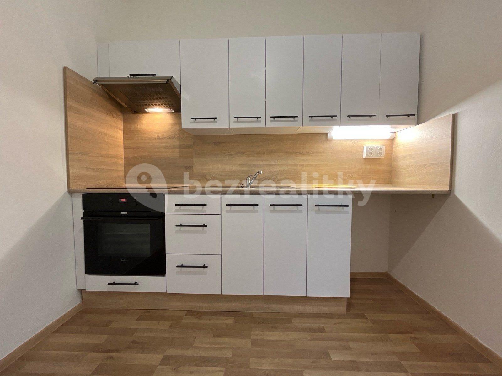 2 bedroom flat to rent, 54 m², Národní třída, Havířov, Moravskoslezský Region