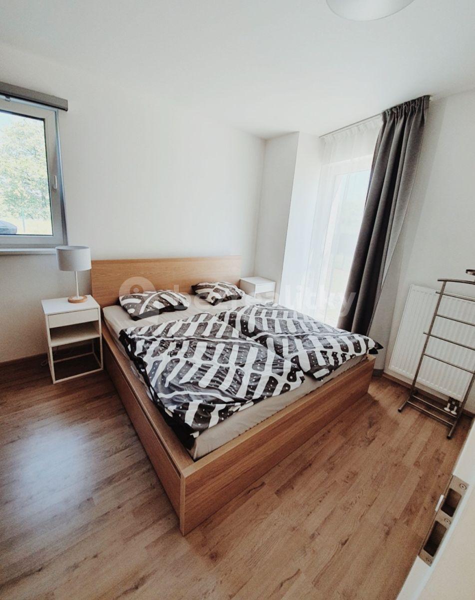 1 bedroom with open-plan kitchen flat for sale, 62 m², Plavínová, Říčany, Středočeský Region