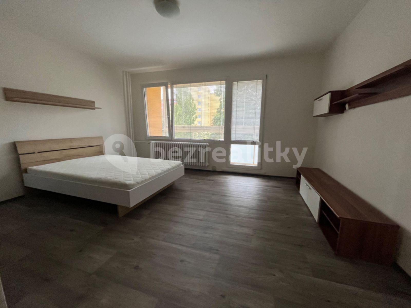 Studio flat to rent, 33 m², Švermova, Brno, Jihomoravský Region