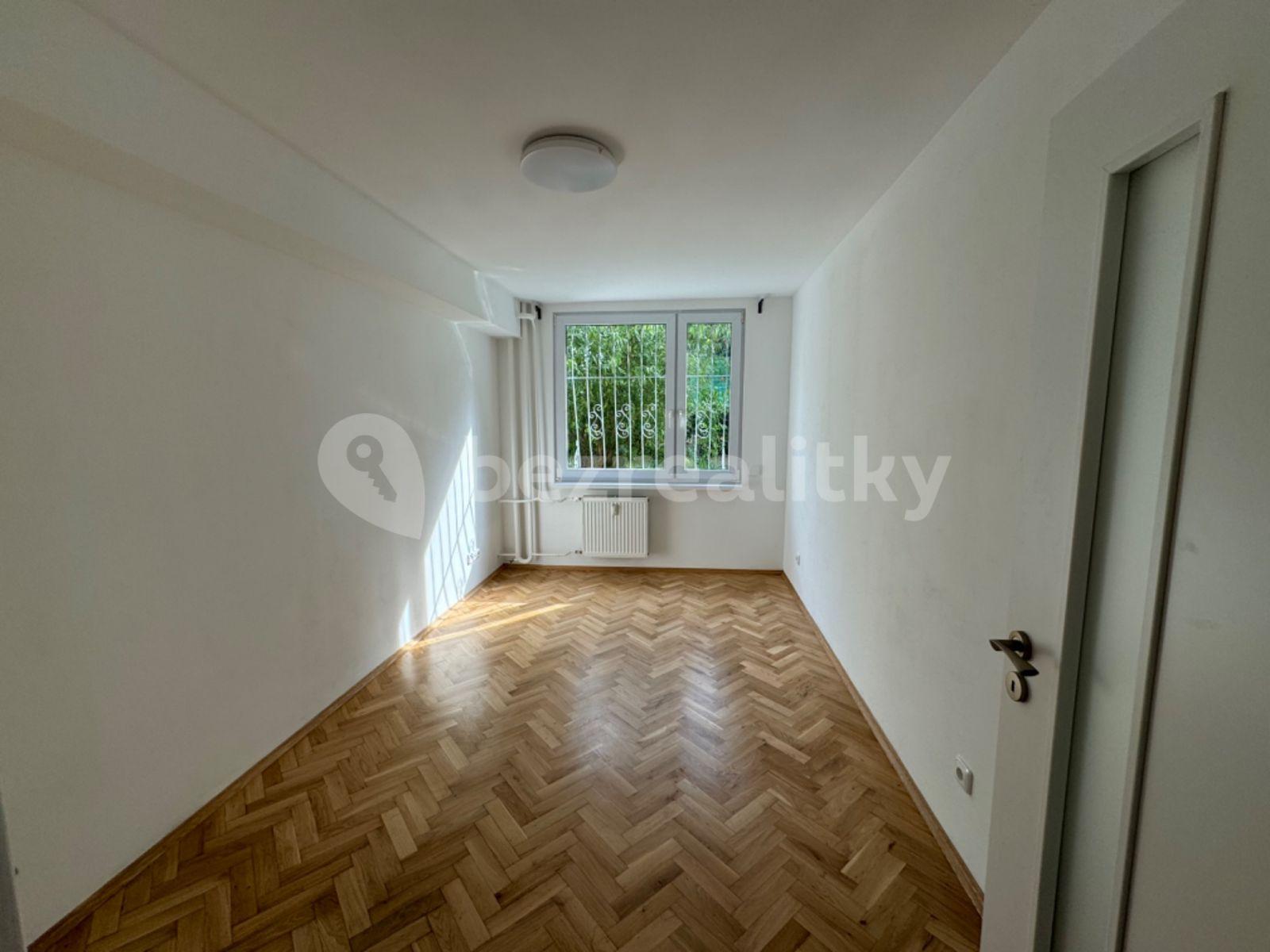 2 bedroom with open-plan kitchen flat to rent, 67 m², Letovská, Prague, Prague