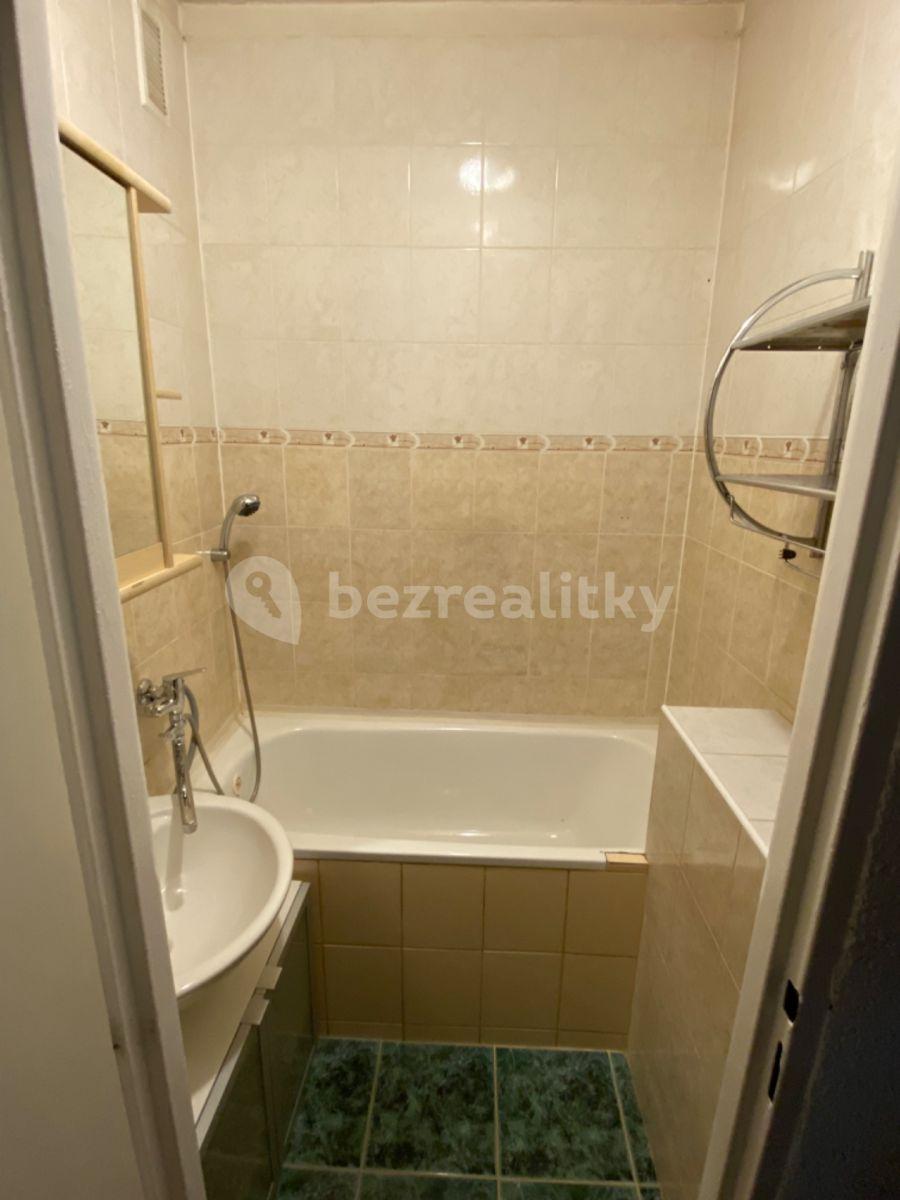 2 bedroom flat for sale, 54 m², Krasnoarmejců, Ostrava, Moravskoslezský Region