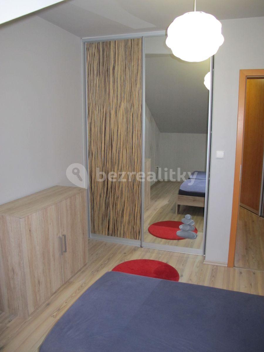 1 bedroom with open-plan kitchen flat to rent, 75 m², Spojovací, Sulice, Středočeský Region