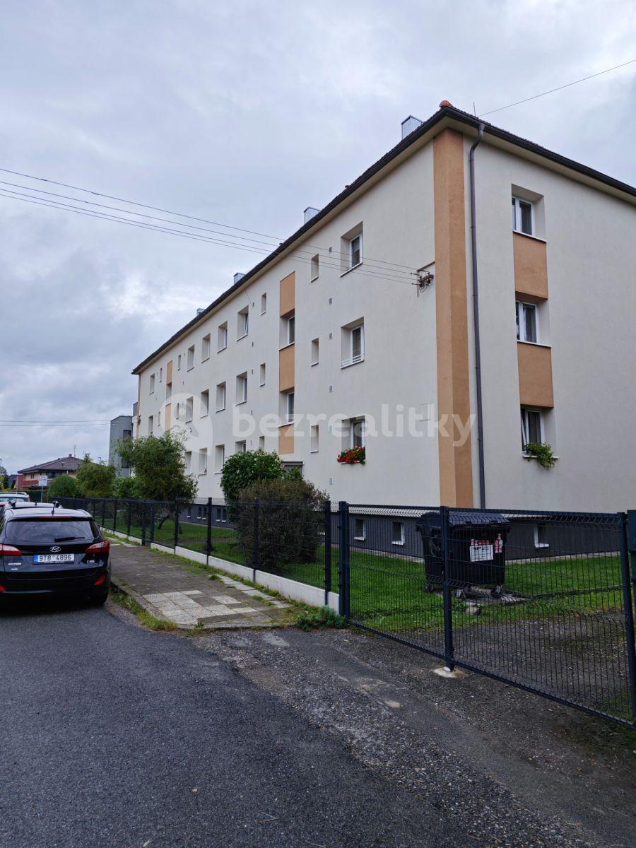 3 bedroom flat for sale, 60 m², Wolkerova, Unhošť, Středočeský Region