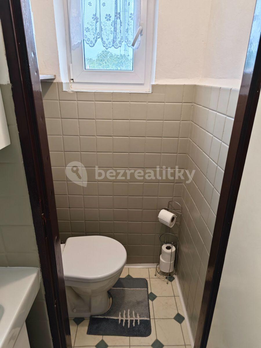 3 bedroom flat for sale, 60 m², Wolkerova, Unhošť, Středočeský Region