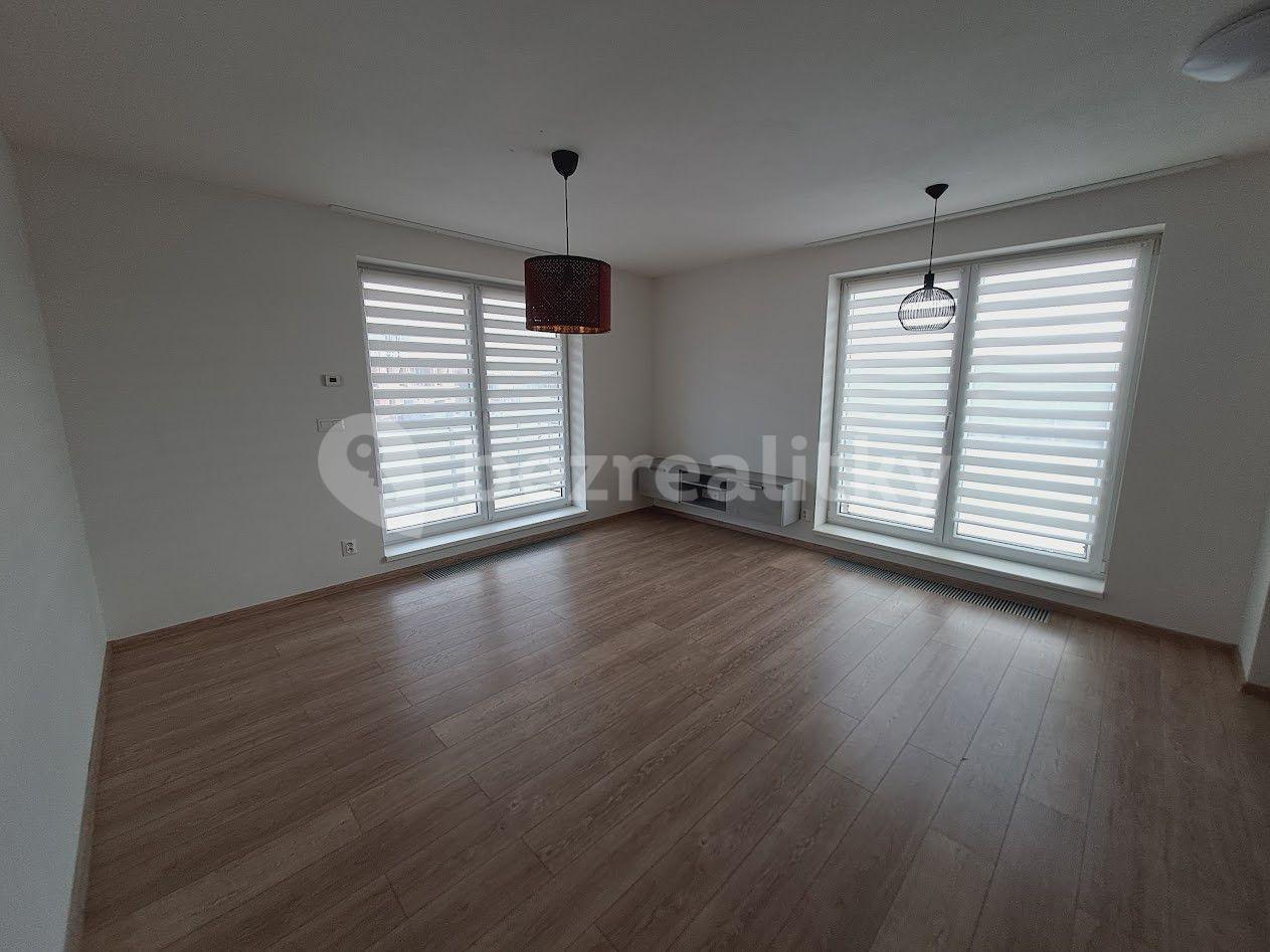 1 bedroom with open-plan kitchen flat to rent, 52 m², Pod Zahrady, Přezletice, Středočeský Region