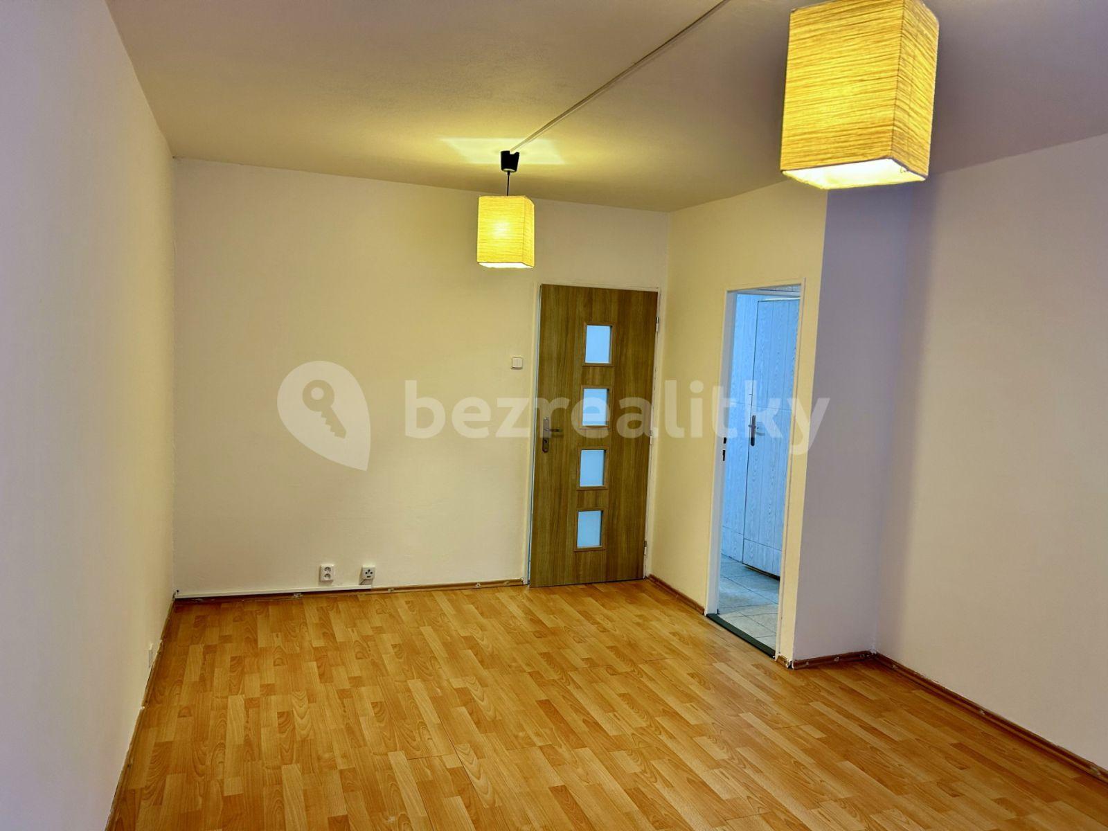 3 bedroom flat to rent, 69 m², Pražská, Teplice, Ústecký Region