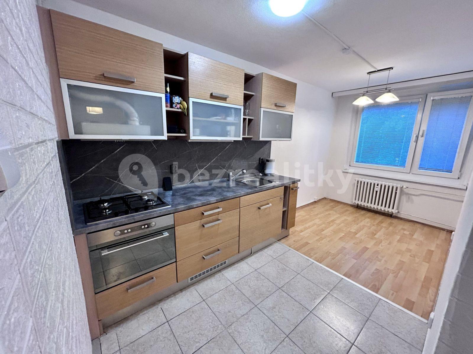 3 bedroom flat to rent, 69 m², Pražská, Teplice, Ústecký Region