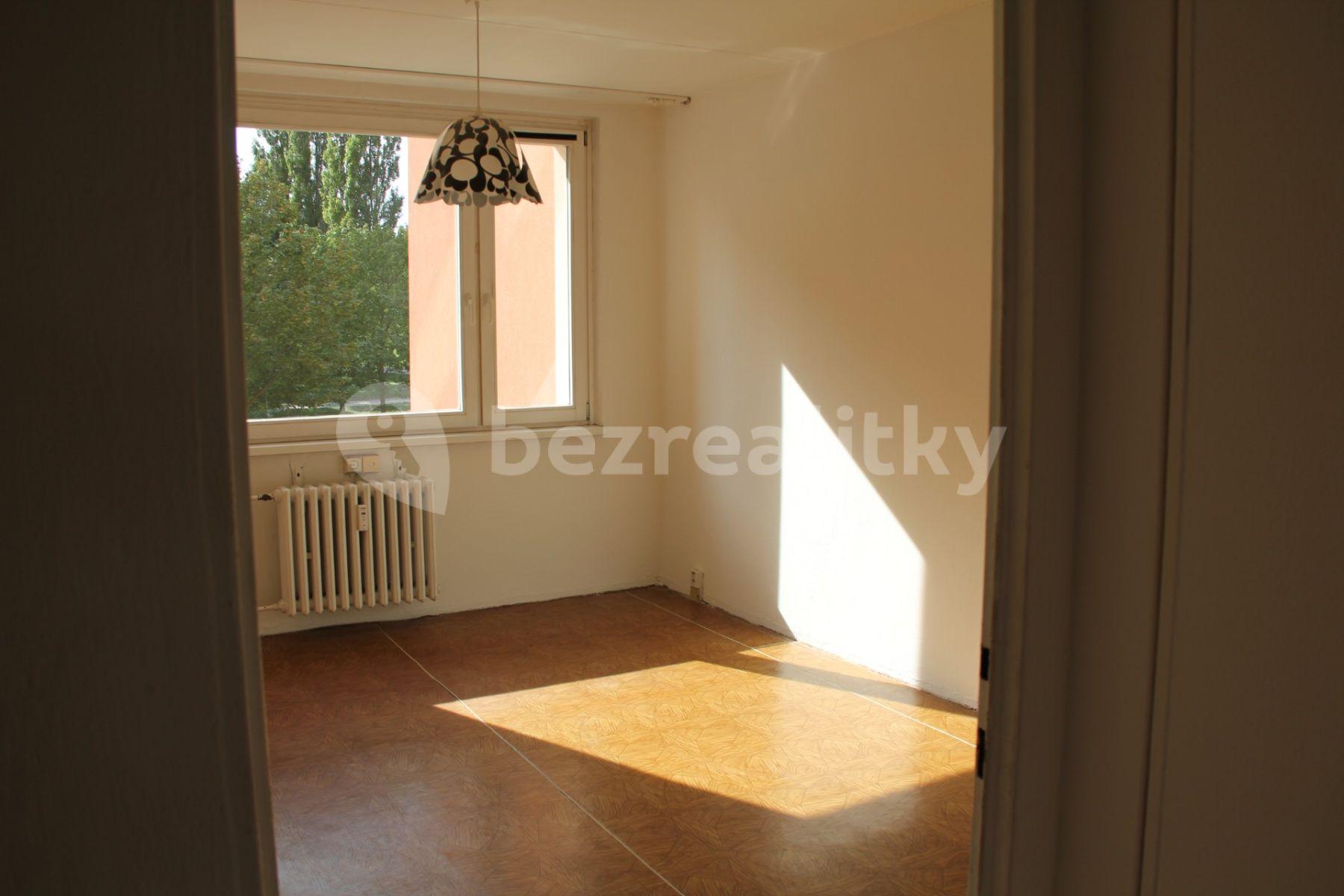 2 bedroom with open-plan kitchen flat for sale, 70 m², Ciolkovského, Prague, Prague