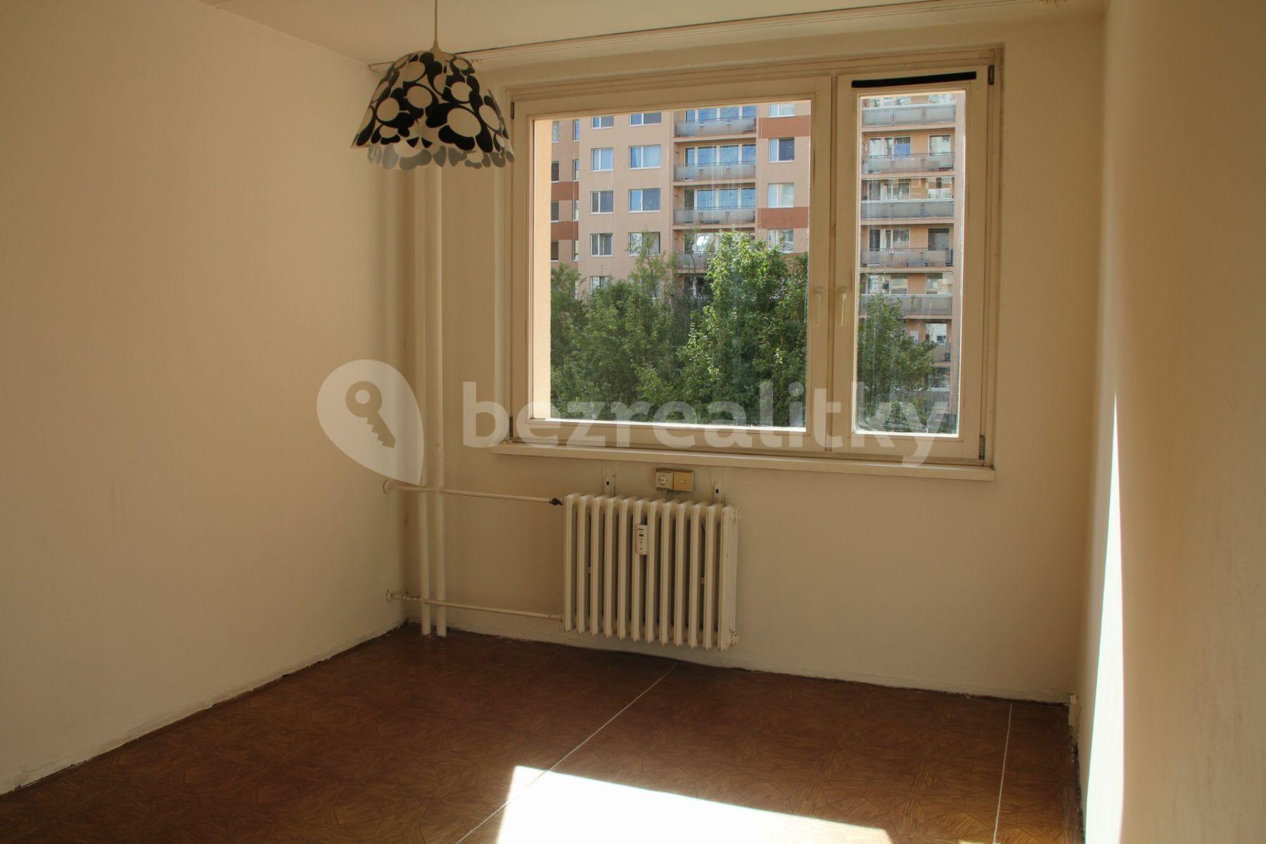 2 bedroom with open-plan kitchen flat for sale, 70 m², Ciolkovského, Prague, Prague