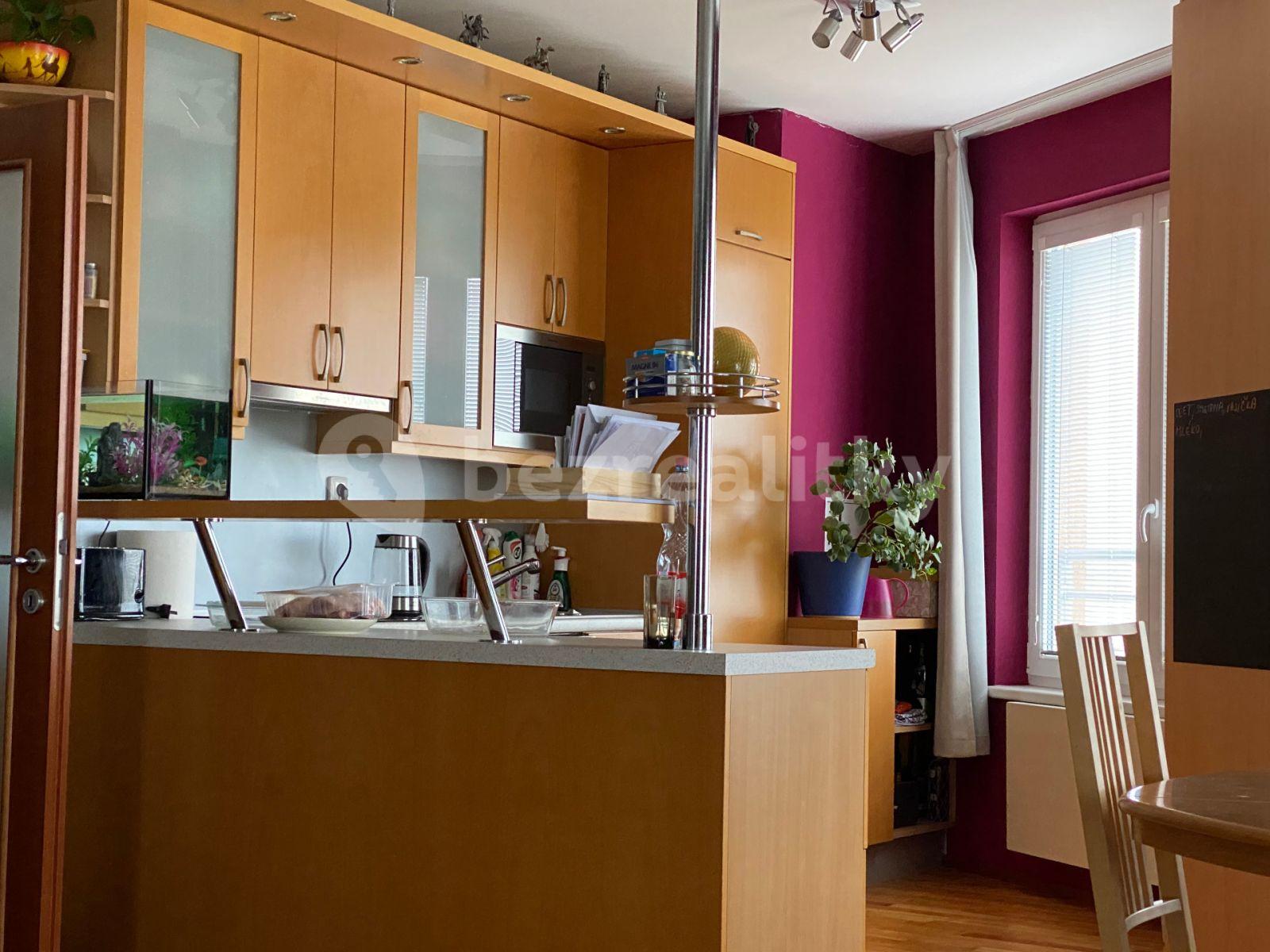 3 bedroom with open-plan kitchen flat for sale, 122 m², Mikanova, Prague, Prague