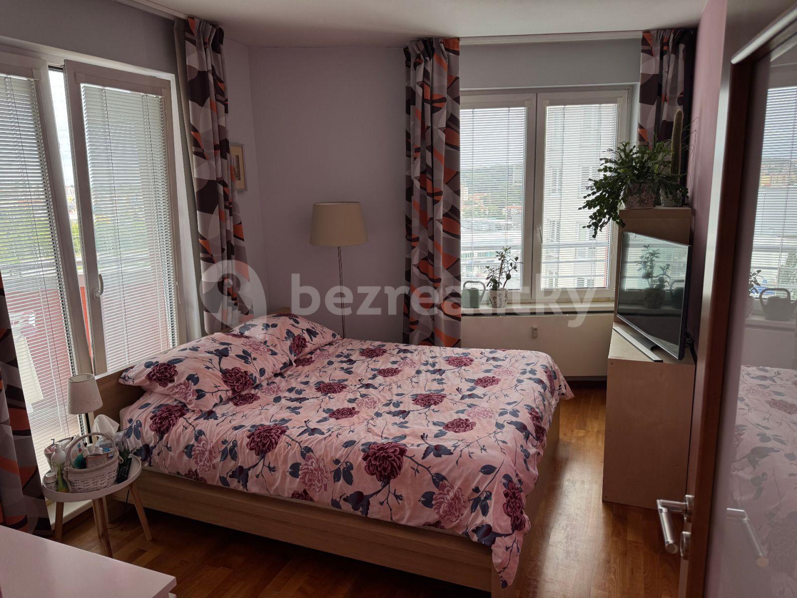 3 bedroom with open-plan kitchen flat for sale, 122 m², Mikanova, Prague, Prague