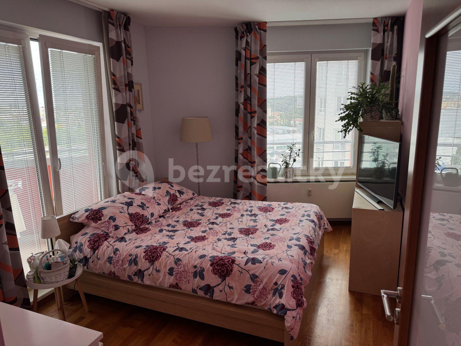 3 bedroom with open-plan kitchen flat for sale, 122 m², Mikanova, Prague, Prague