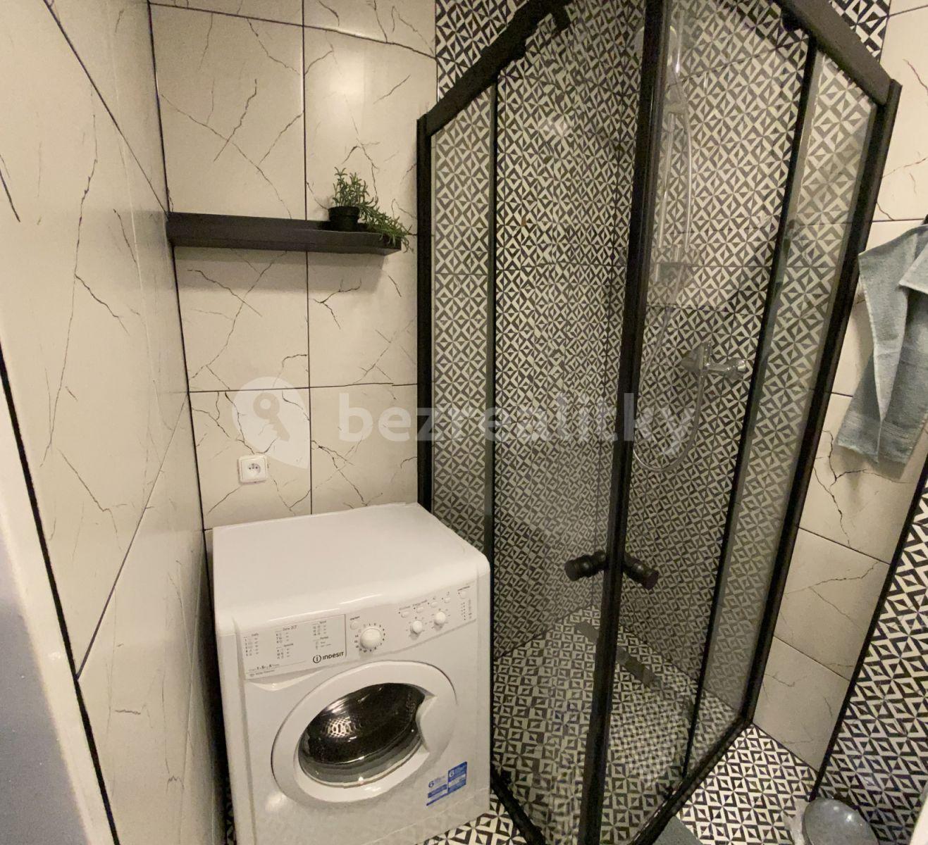 1 bedroom flat to rent, 35 m², Bělohorská, Prague, Prague