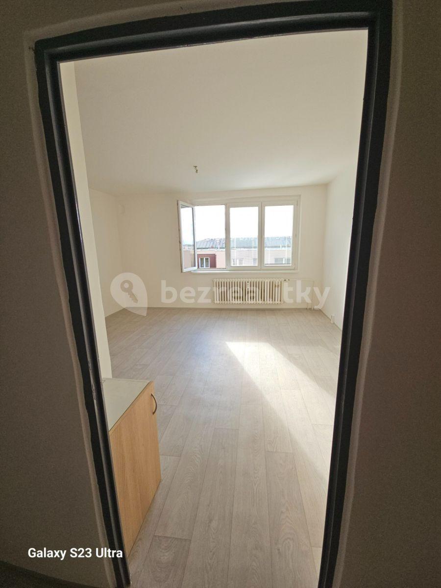 Studio flat to rent, 33 m², Kubíkova, Brno, Jihomoravský Region