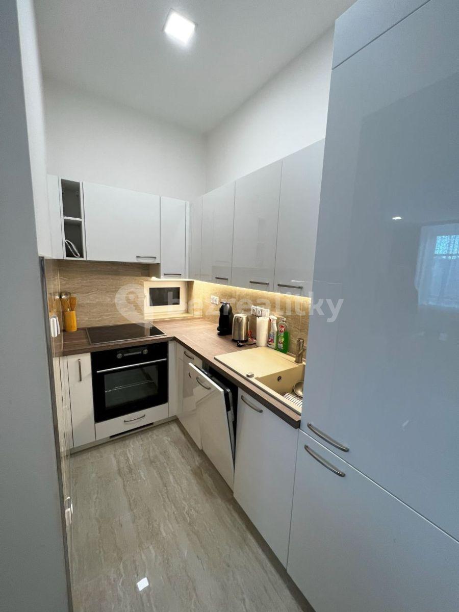 1 bedroom with open-plan kitchen flat to rent, 60 m², Cyrila Boudy, Kladno, Středočeský Region