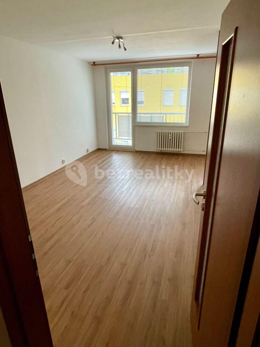 2 bedroom with open-plan kitchen flat to rent, 69 m², Elišky Krásnohorské, Litoměřice, Ústecký Region