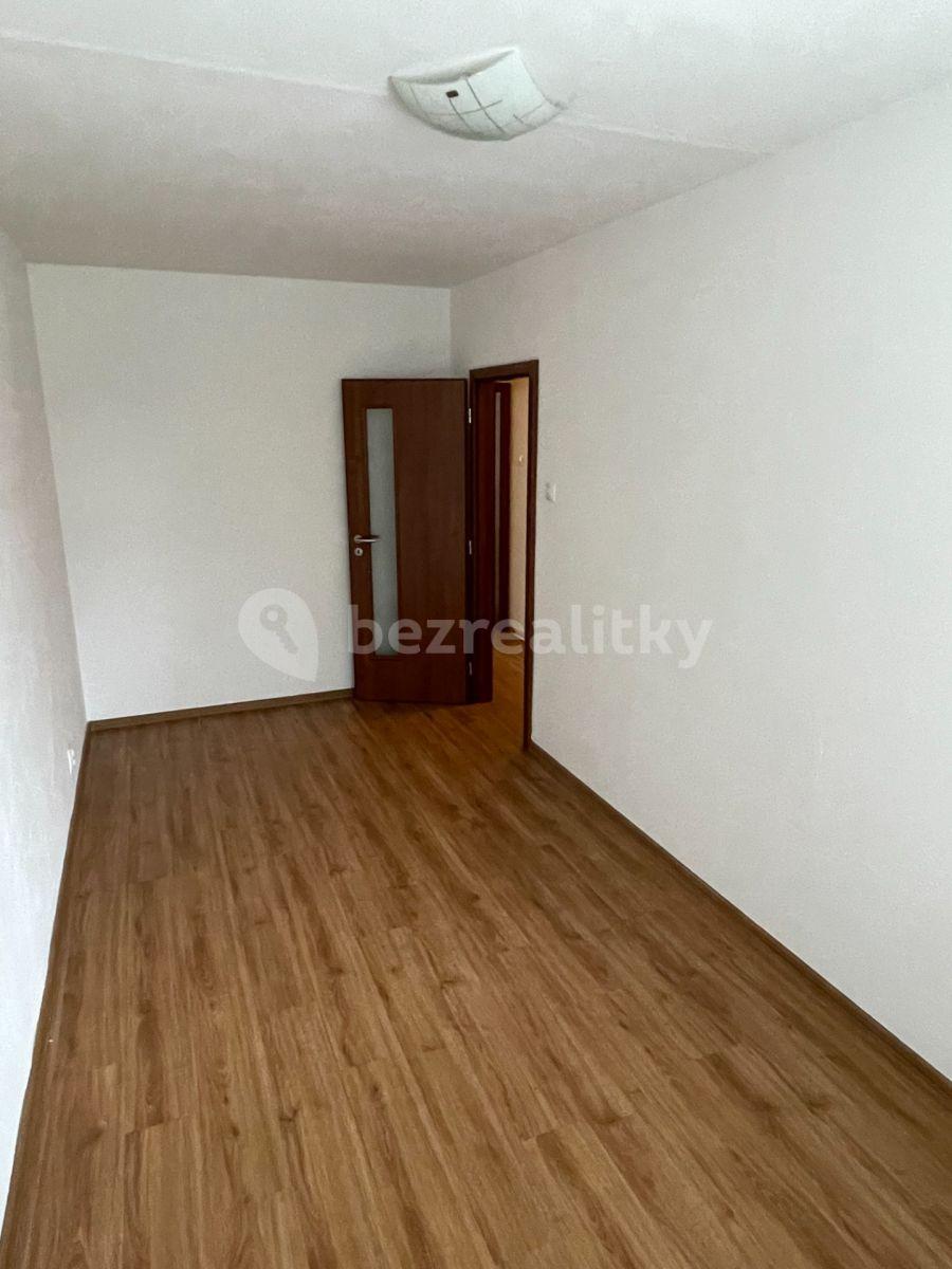 2 bedroom with open-plan kitchen flat to rent, 69 m², Elišky Krásnohorské, Litoměřice, Ústecký Region