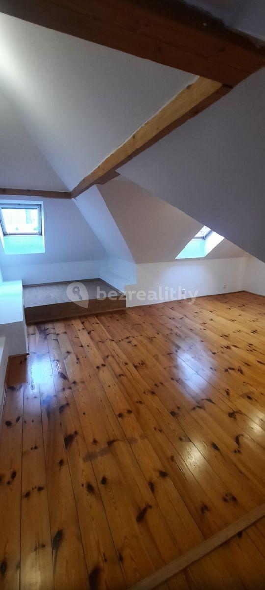 3 bedroom flat to rent, 105 m², U Strže, Prague, Prague