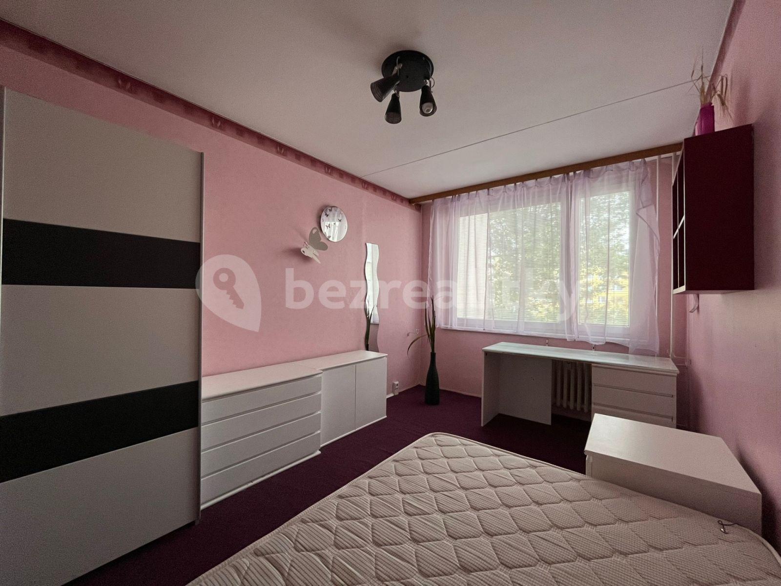 3 bedroom flat to rent, 71 m², Borovanského, Prague, Prague