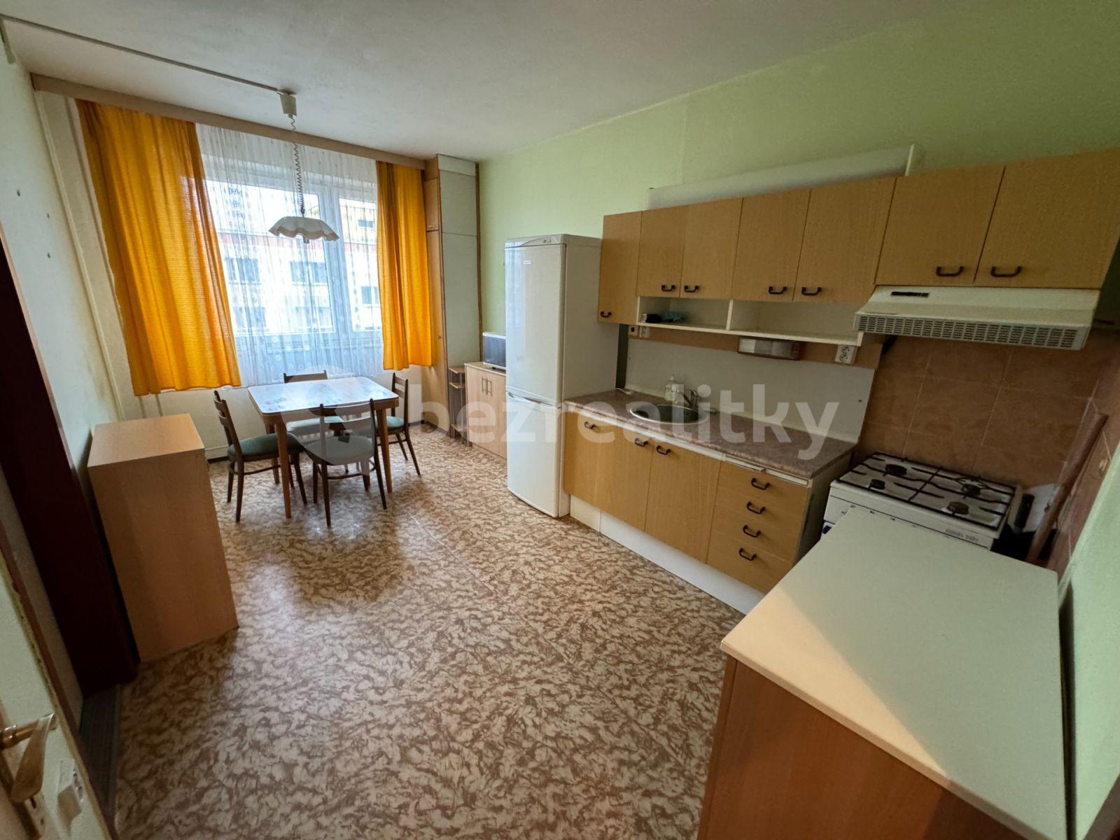 3 bedroom flat to rent, 74 m², Poláčkova, Ústí nad Labem, Ústecký Region