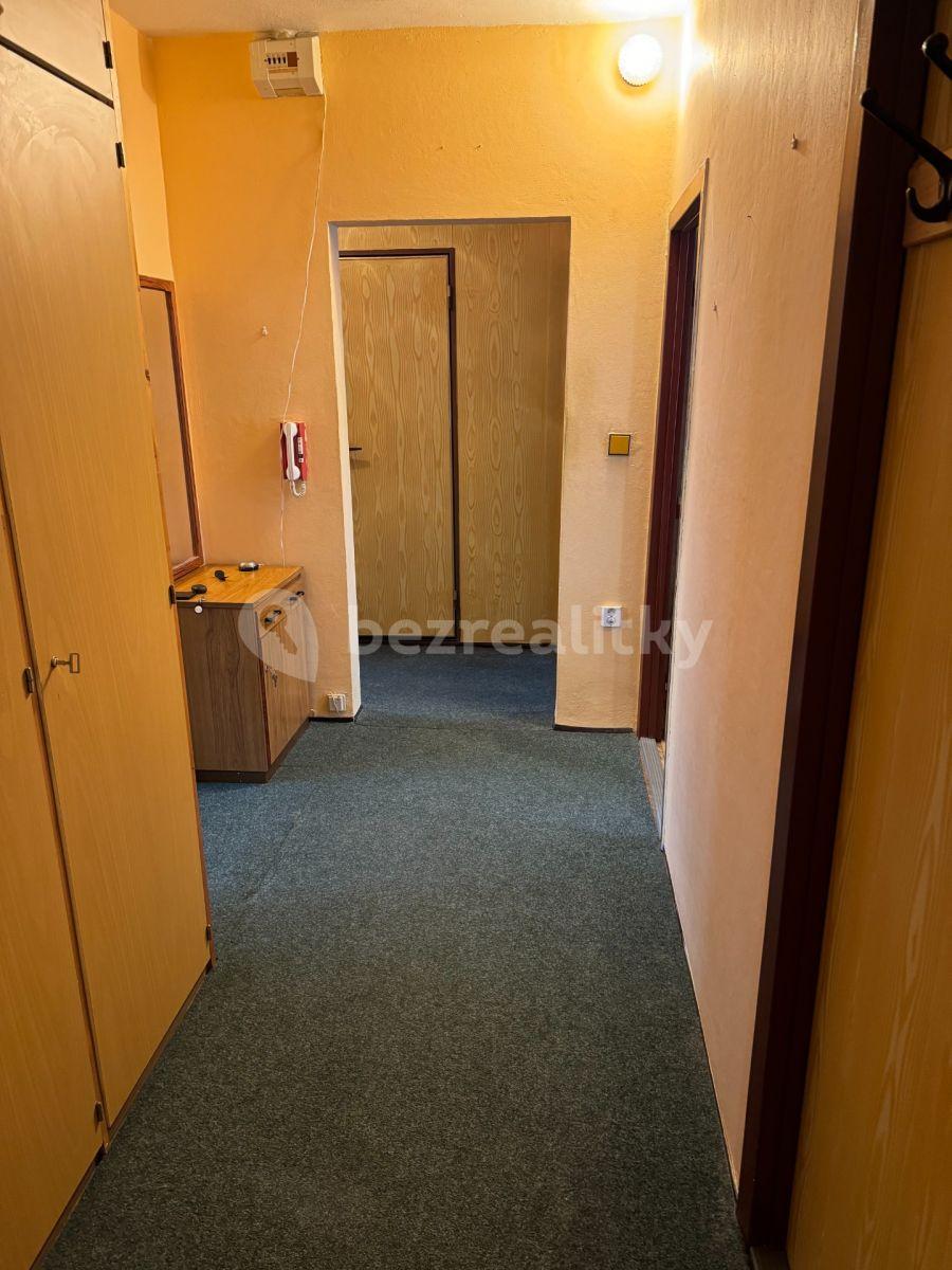 3 bedroom flat to rent, 74 m², Poláčkova, Ústí nad Labem, Ústecký Region