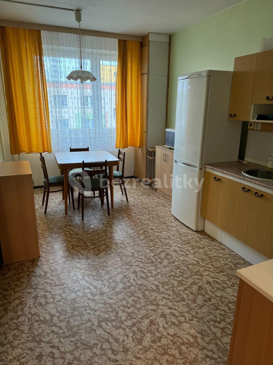 3 bedroom flat to rent, 74 m², Poláčkova, Ústí nad Labem, Ústecký Region