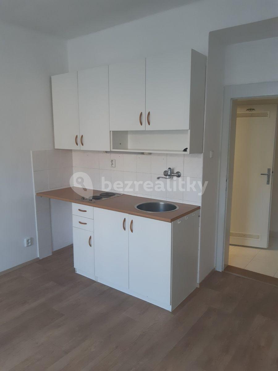 Studio flat to rent, 23 m², Hartigova, Prague, Prague