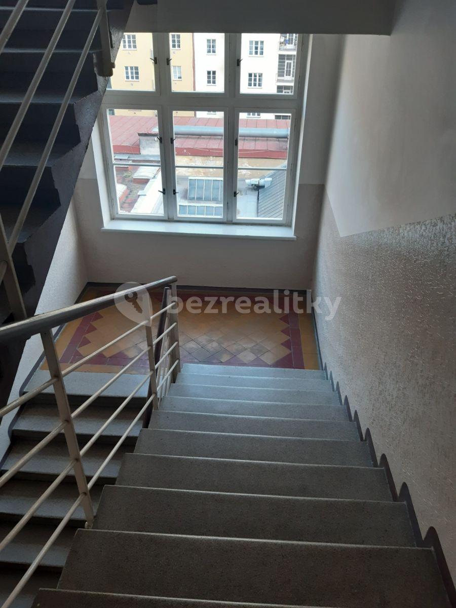 Studio flat to rent, 23 m², Hartigova, Prague, Prague