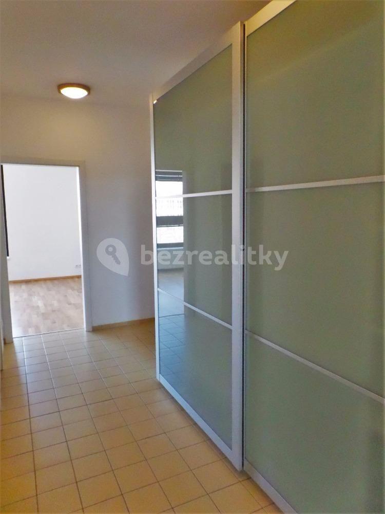 1 bedroom with open-plan kitchen flat to rent, 72 m², U Uranie, Prague, Prague