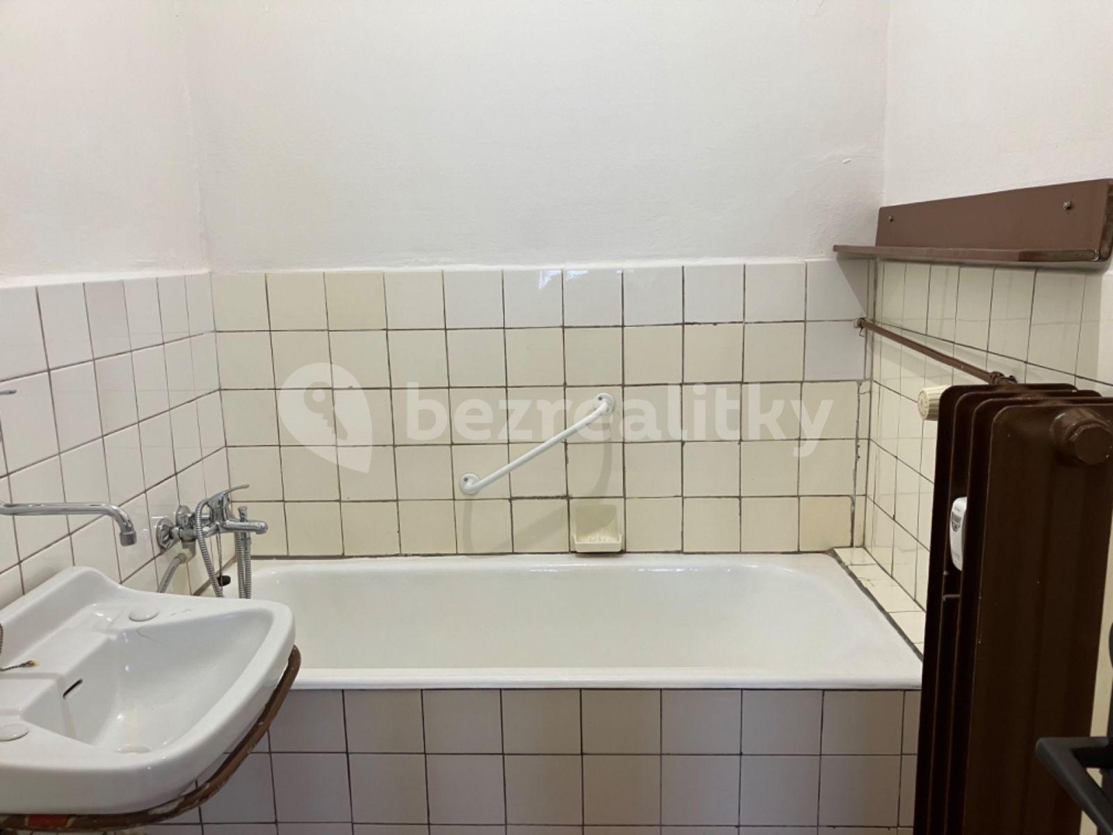 2 bedroom flat for sale, 53 m², Hartigova, Prague, Prague