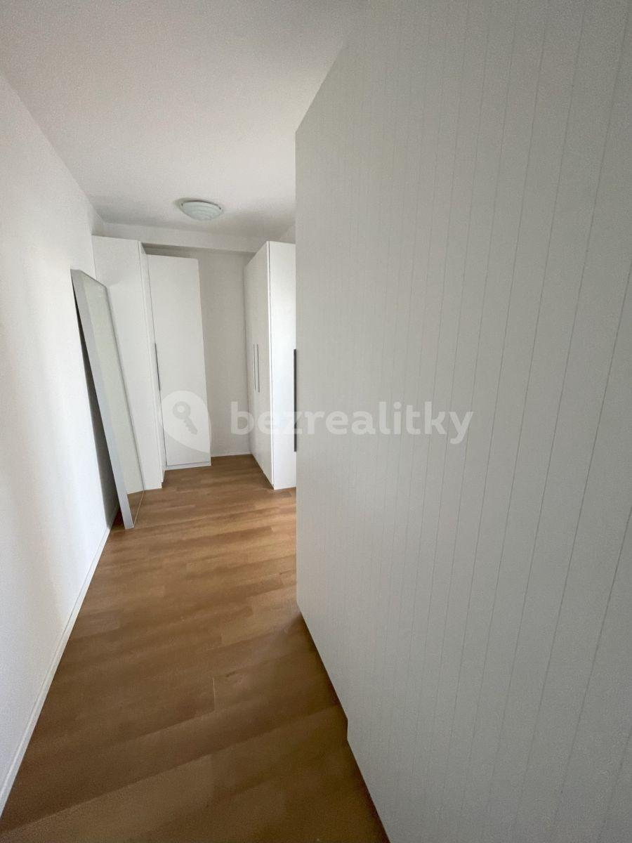 1 bedroom with open-plan kitchen flat for sale, 57 m², Makedonská, Prague, Prague