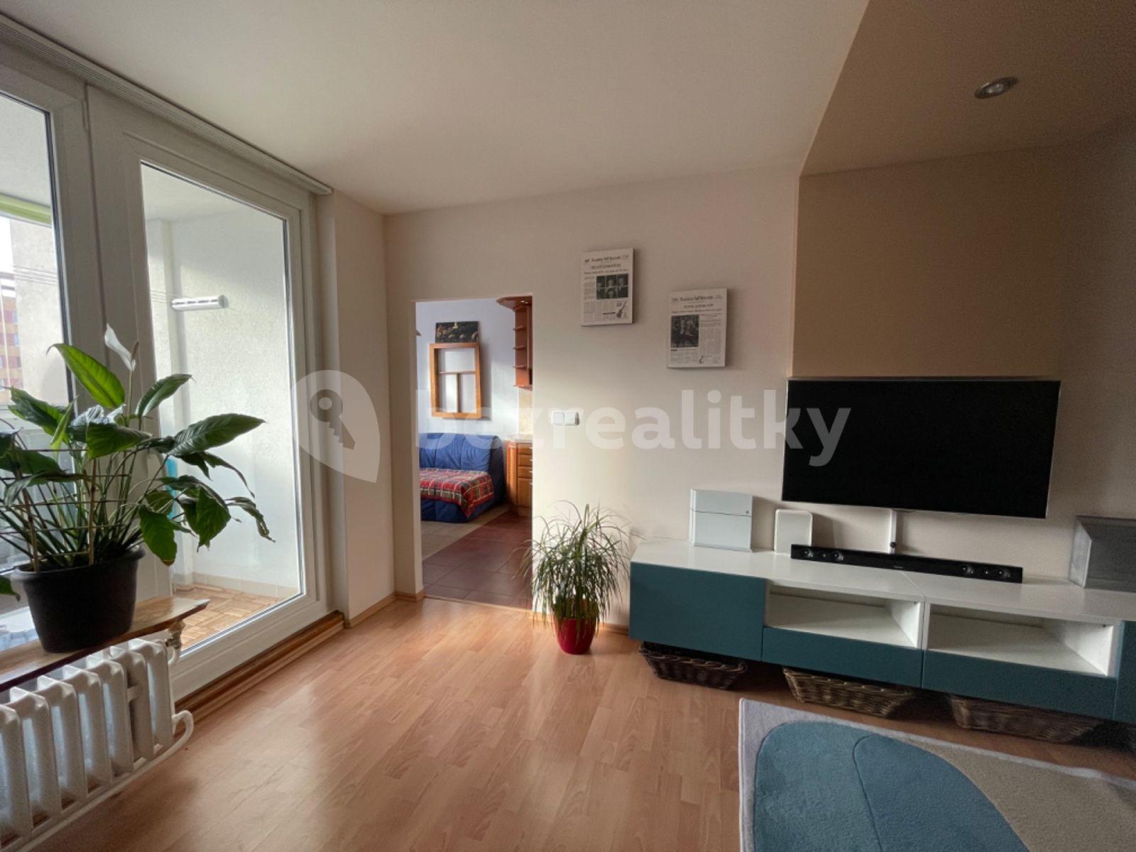 2 bedroom flat to rent, 60 m², Famfulíkova, Prague, Prague