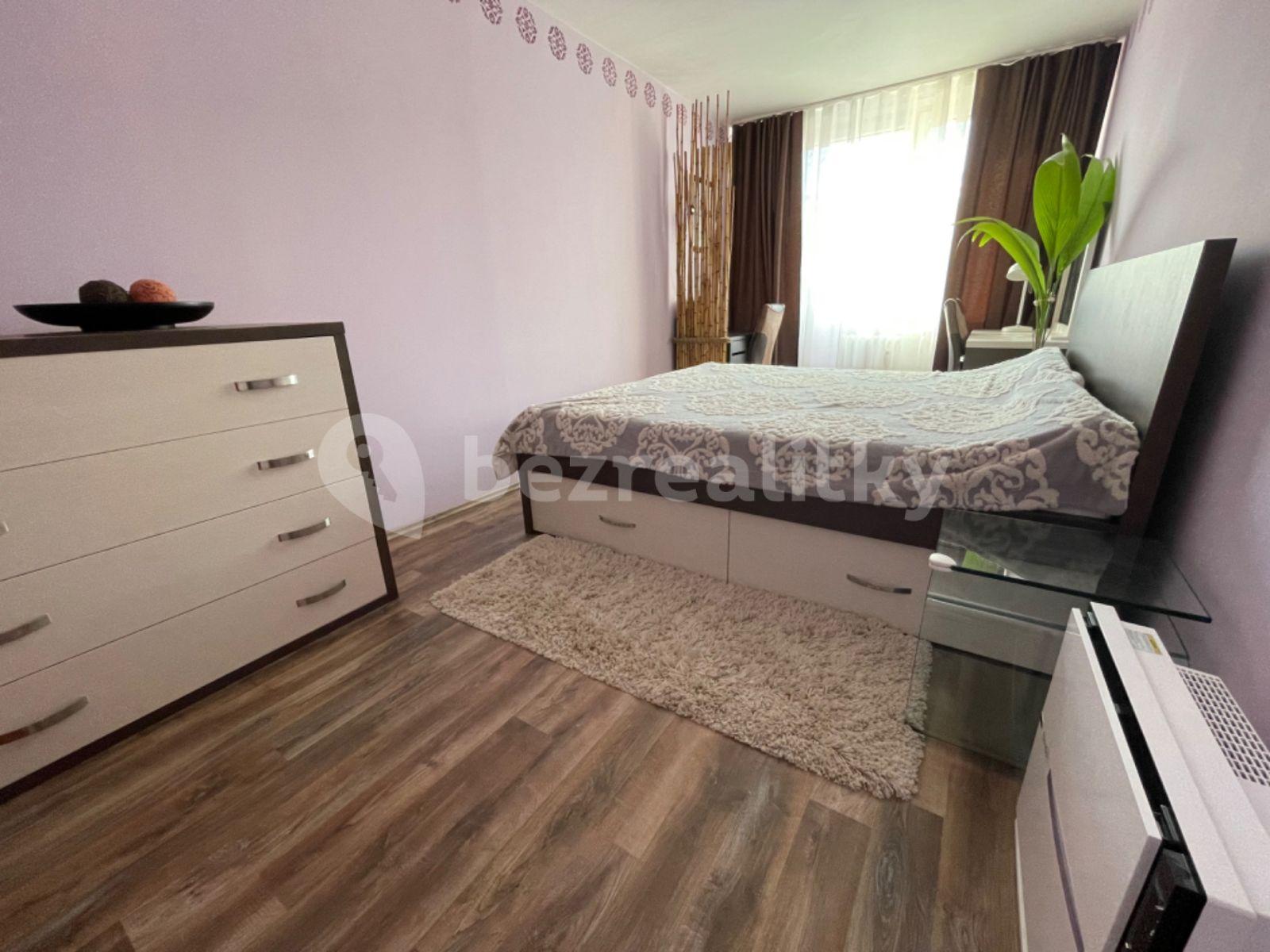 2 bedroom flat to rent, 60 m², Famfulíkova, Prague, Prague