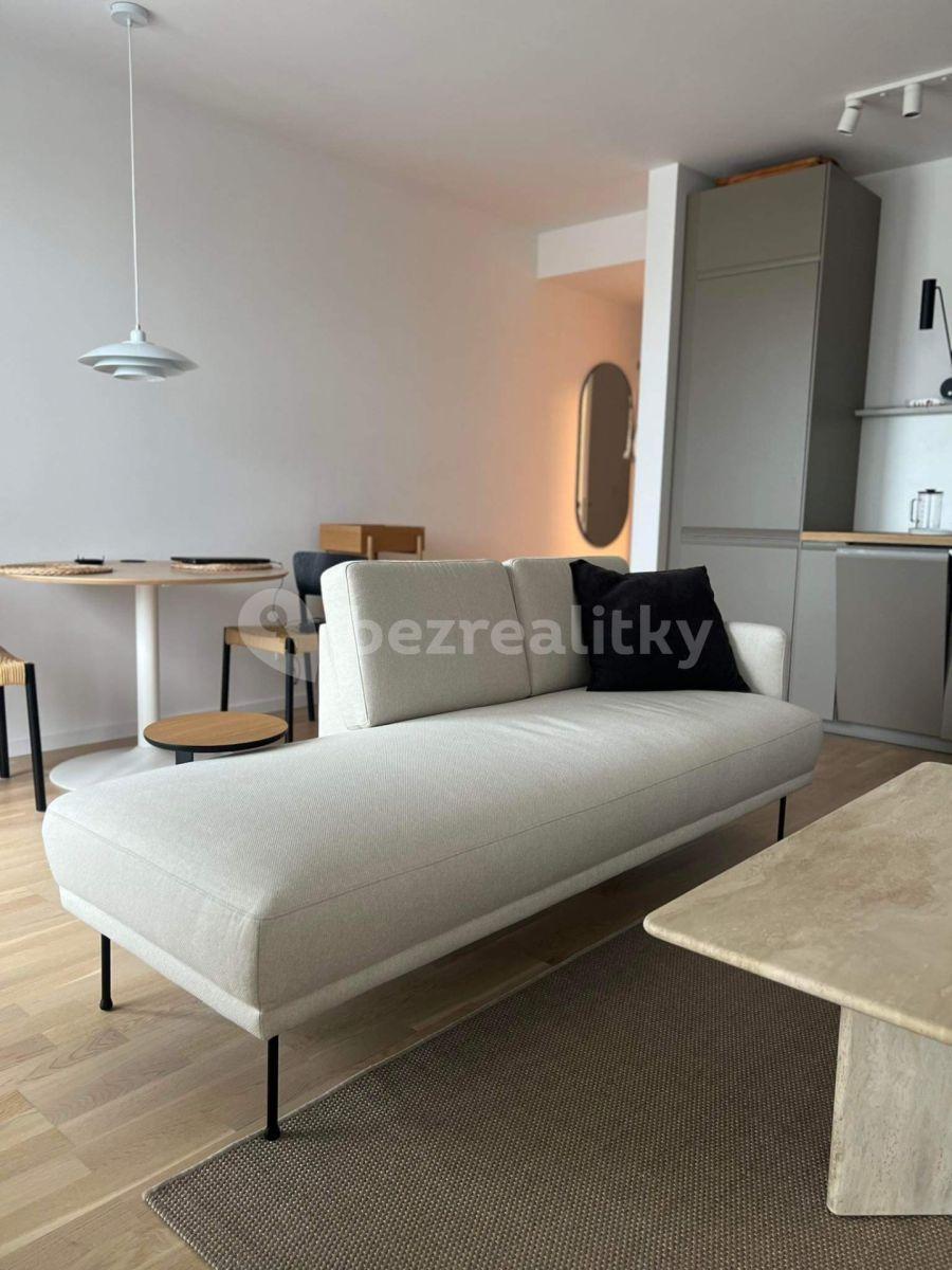 2 bedroom flat to rent, 45 m², Račianska, Nové Mesto, Bratislavský Region