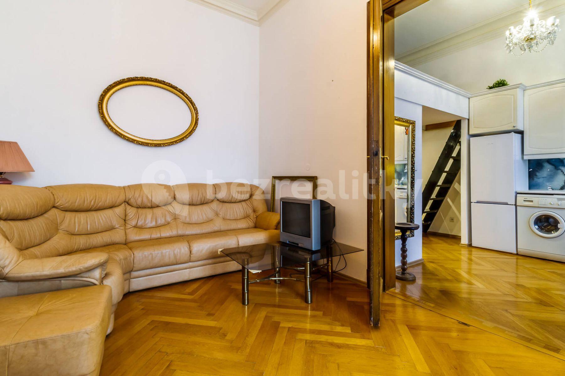 1 bedroom with open-plan kitchen flat to rent, 45 m², Za Poříčskou bránou, Prague, Prague